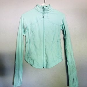 LULULEMON size 4 define jacket